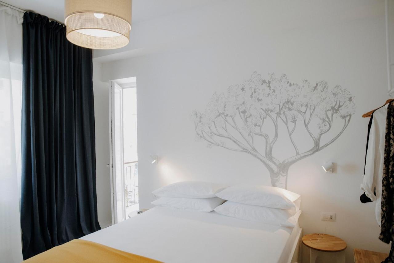 Petrarca17 Guest House A Due Passi Dal Mare Terracina Εξωτερικό φωτογραφία