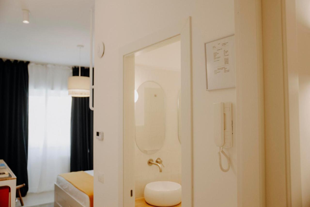 Petrarca17 Guest House A Due Passi Dal Mare Terracina Εξωτερικό φωτογραφία