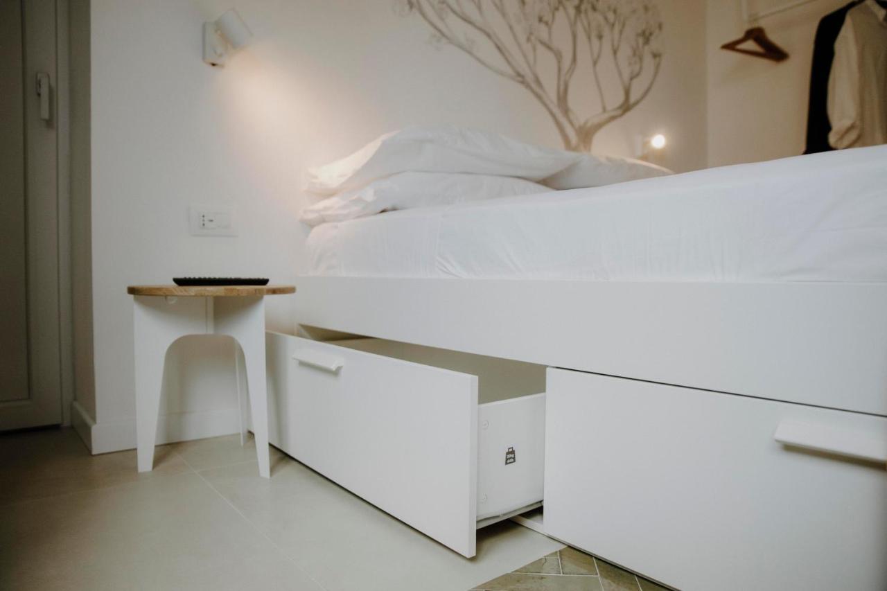 Petrarca17 Guest House A Due Passi Dal Mare Terracina Εξωτερικό φωτογραφία