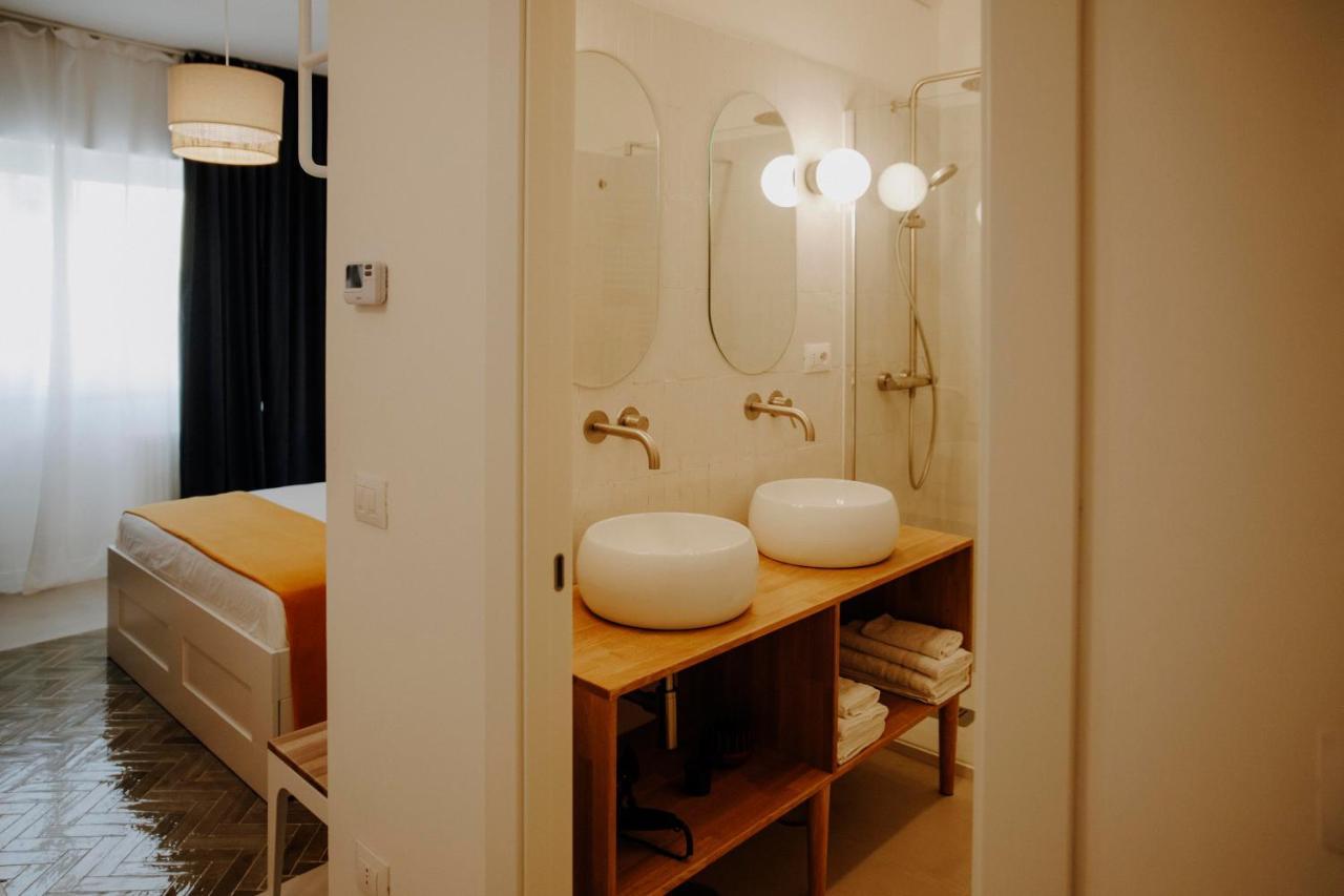 Petrarca17 Guest House A Due Passi Dal Mare Terracina Εξωτερικό φωτογραφία