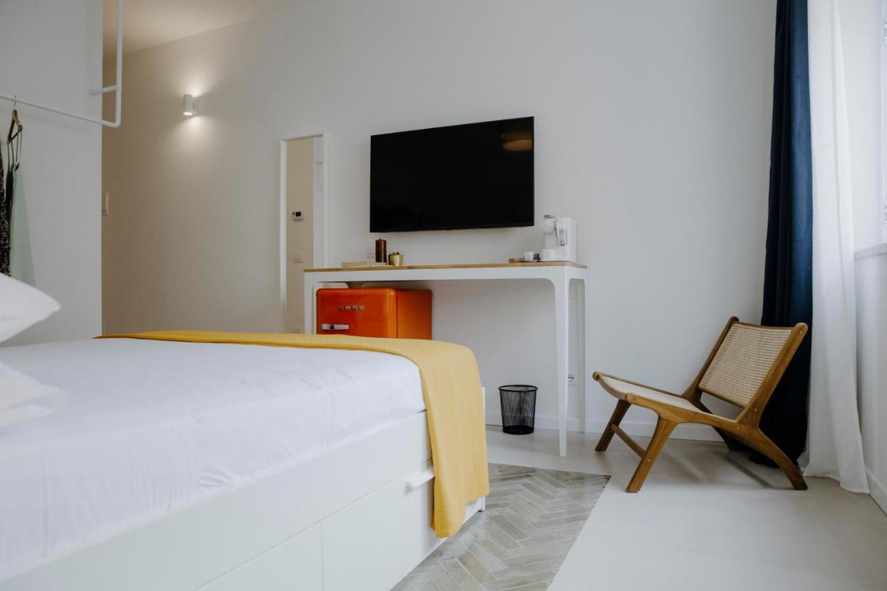 Petrarca17 Guest House A Due Passi Dal Mare Terracina Εξωτερικό φωτογραφία
